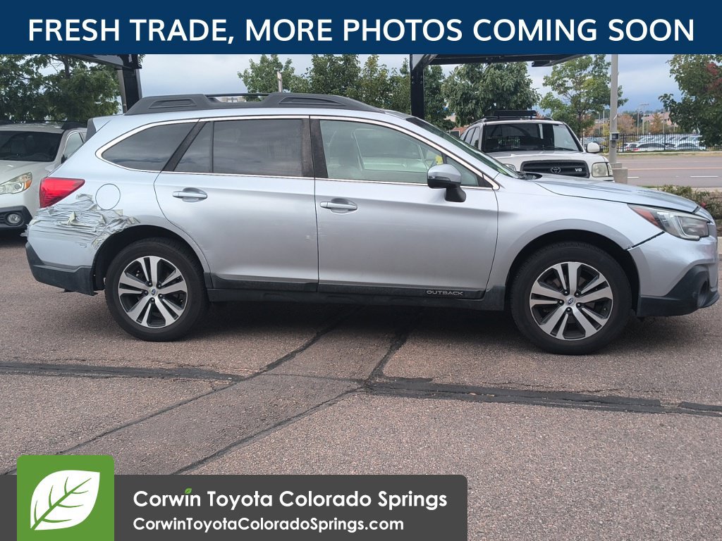 Used 2019 Subaru Outback 2.5i Limited AWD/4WD image 3