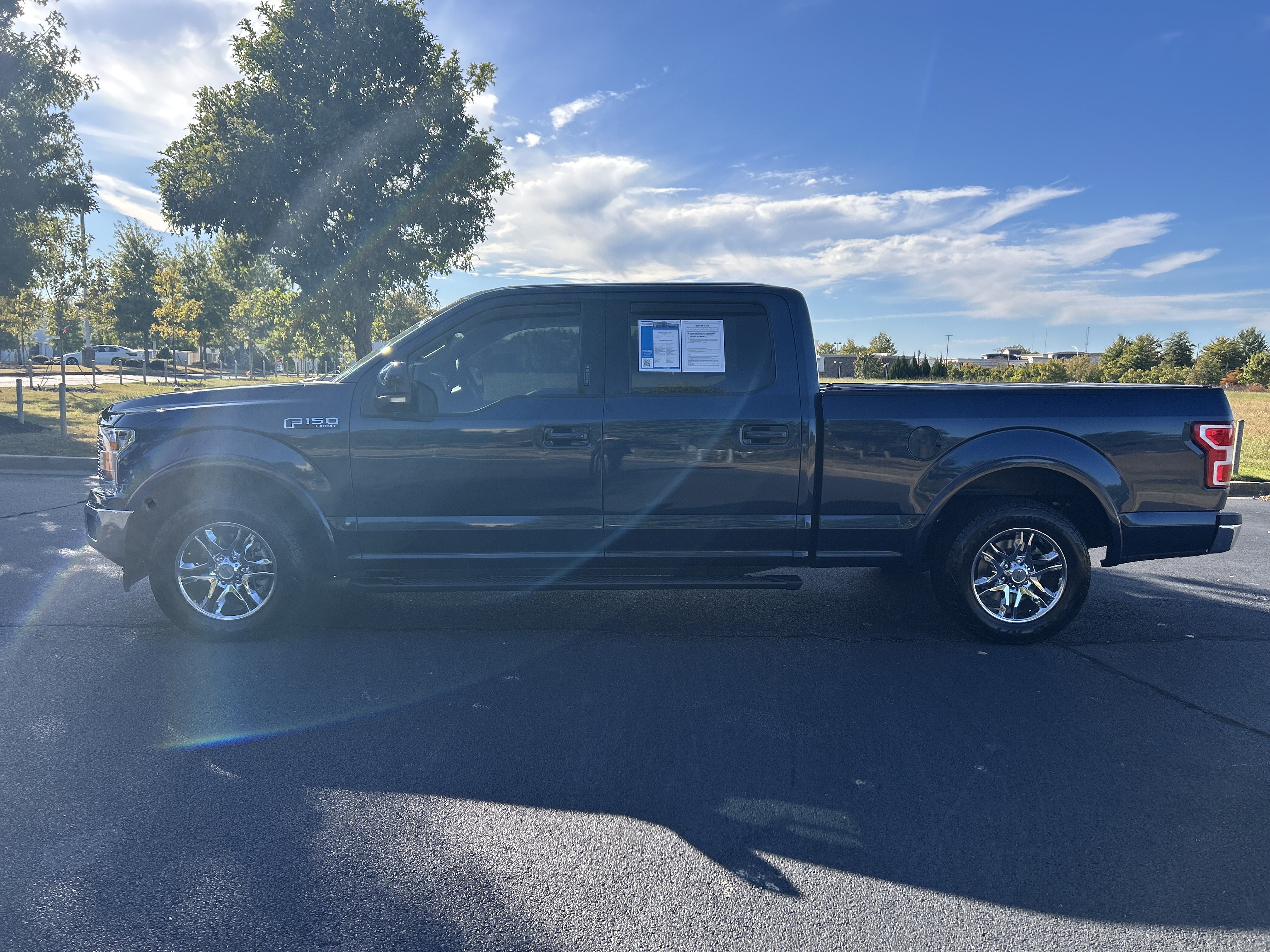 Used 2019 Ford F150 Lariat w/ Trailer Tow Package RWD image 6