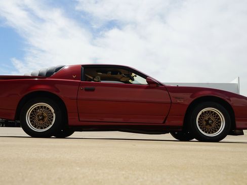 Used 1987 Pontiac Firebird Trans Am image 19