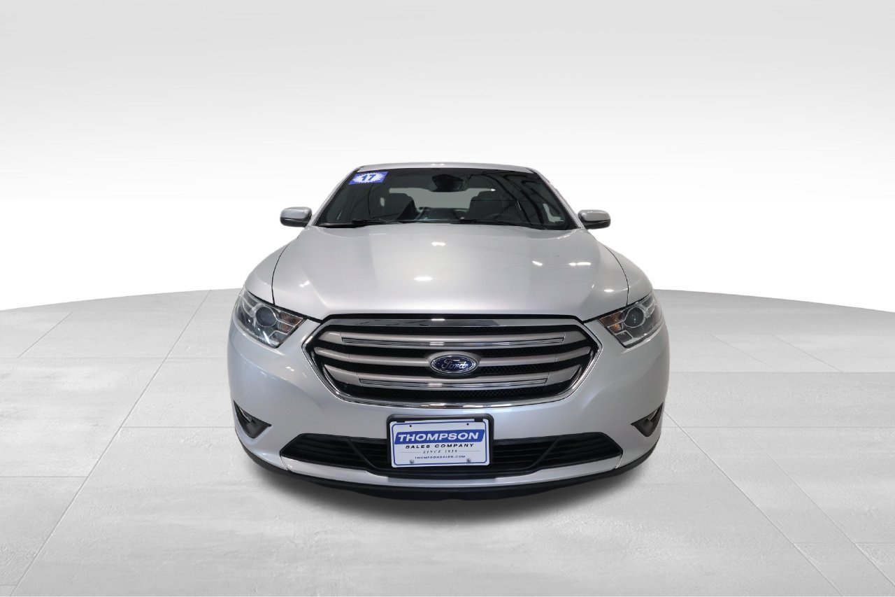 Used 2017 Ford Taurus SEL w/ Equipment Group 201A FWD image 5