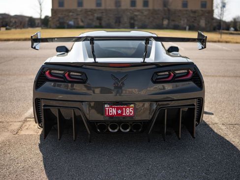 Used 2017 Chevrolet Corvette Z06 image 6