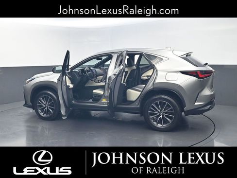 Used 2024 Lexus NX 250 FWD image 37