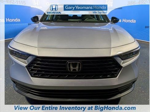 Used 2023 Honda Accord Sport image 12