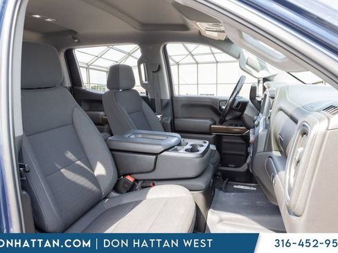 Used 2021 Chevrolet Silverado 1500 RST AWD/4WD image 19