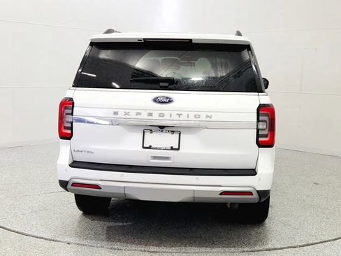Used 2024 Ford Expedition Limited image 6