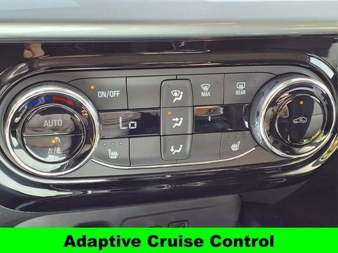 New 2026 Chevrolet Trax LT w/ Driver Confidence Package FWD image 13