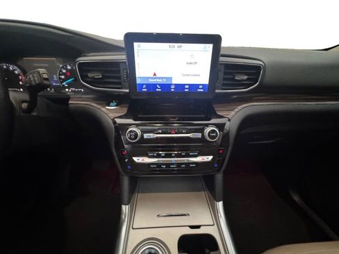 Used 2021 Ford Explorer Limited w/ Equipment Group 301A image 13