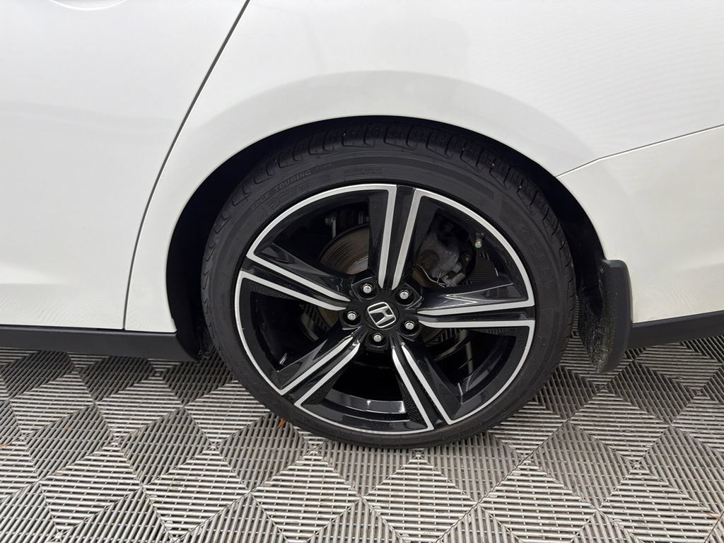 Used 2023 Honda Accord Sport image 19