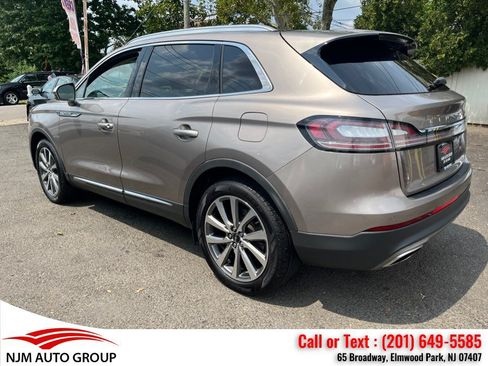 Used 2019 Lincoln Nautilus Select AWD/4WD image 8
