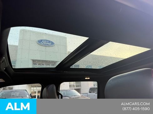 Used 2018 Ford F150 Lariat w/ Equipment Group 502A Luxury AWD/4WD image 16