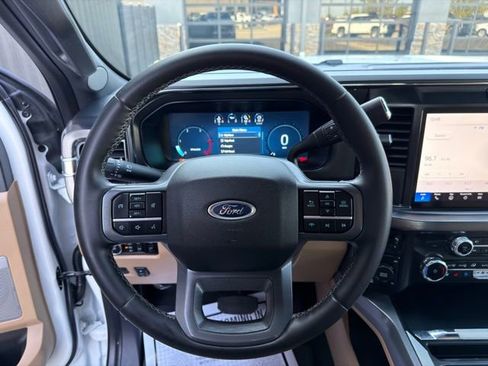 Used 2025 Ford F350 Lariat w/ FX4 Off-Road Package AWD/4WD image 16
