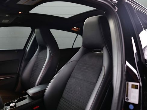 Used 2018 Mercedes-Benz GLA 45 AMG 4MATIC image 2