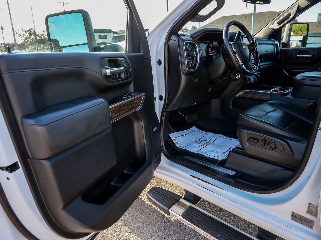 Used 2023 Chevrolet Silverado 2500 High Country w/ Z71 Off-Road Package AWD/4WD image 35