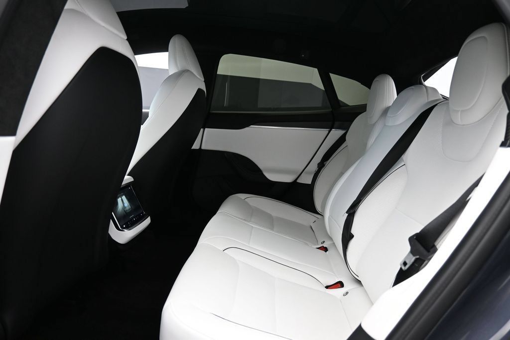 Used 2023 Tesla Model S Plaid AWD/4WD image 20