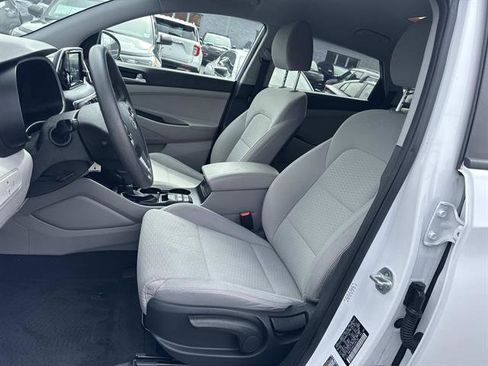 Used 2020 Hyundai Tucson SE w/ Winter Weather Package AWD/4WD image 7