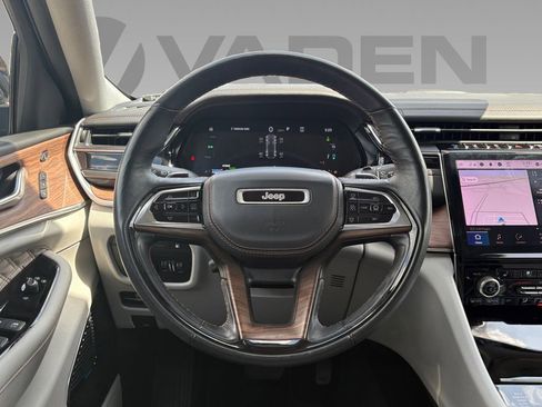 Used 2022 Jeep Grand Cherokee Summit image 12