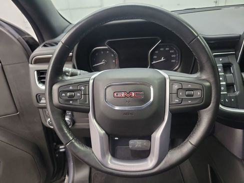Used 2021 GMC Yukon SLE image 16
