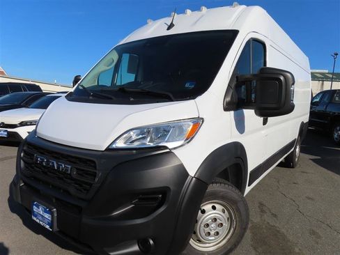 Used 2023 RAM ProMaster 3500 FWD image 1