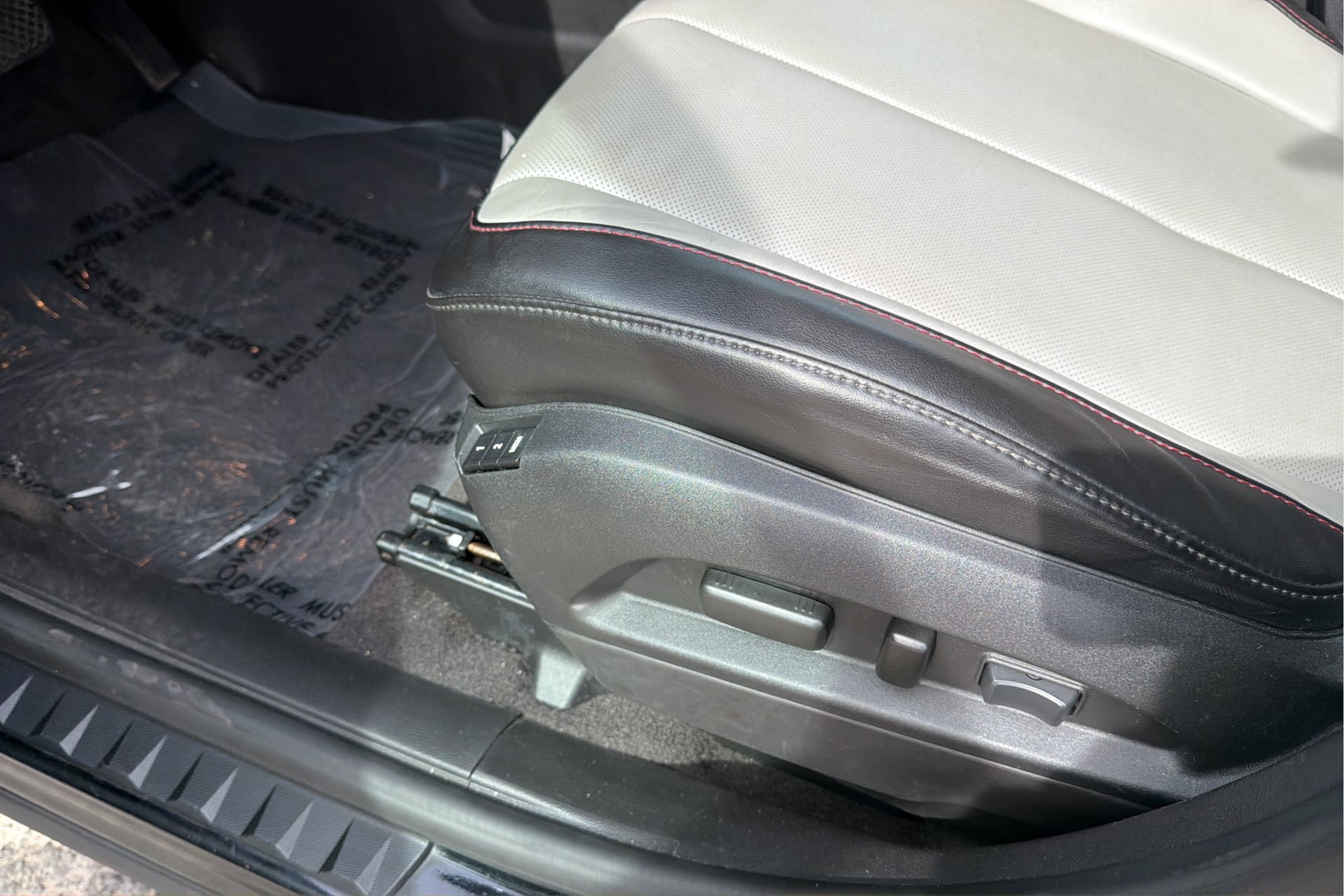 Used 2012 Chevrolet Equinox LTZ w/ LPO, Protection Package FWD image 20