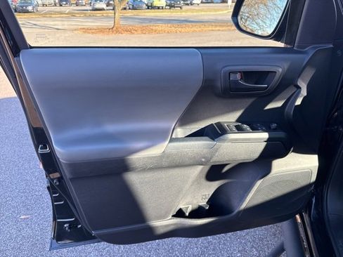 Used 2023 Toyota Tacoma SR image 14