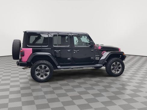 Used 2018 Jeep Wrangler Unlimited Sahara image 37