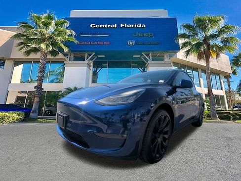 Used 2023 Tesla Model Y Long Range image 9