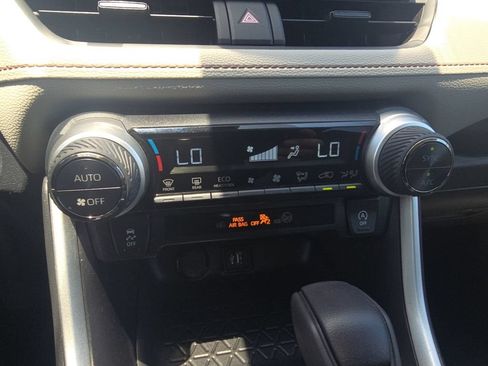 Used 2024 Toyota RAV4 XLE AWD/4WD image 23