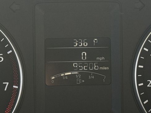 Used 2013 Volkswagen Jetta SE image 12