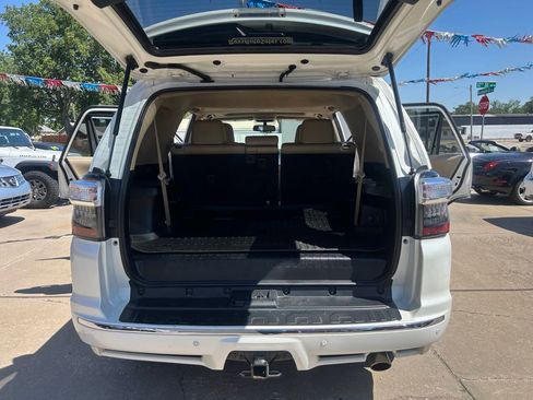 Used 2018 Toyota 4Runner Limited AWD/4WD image 8