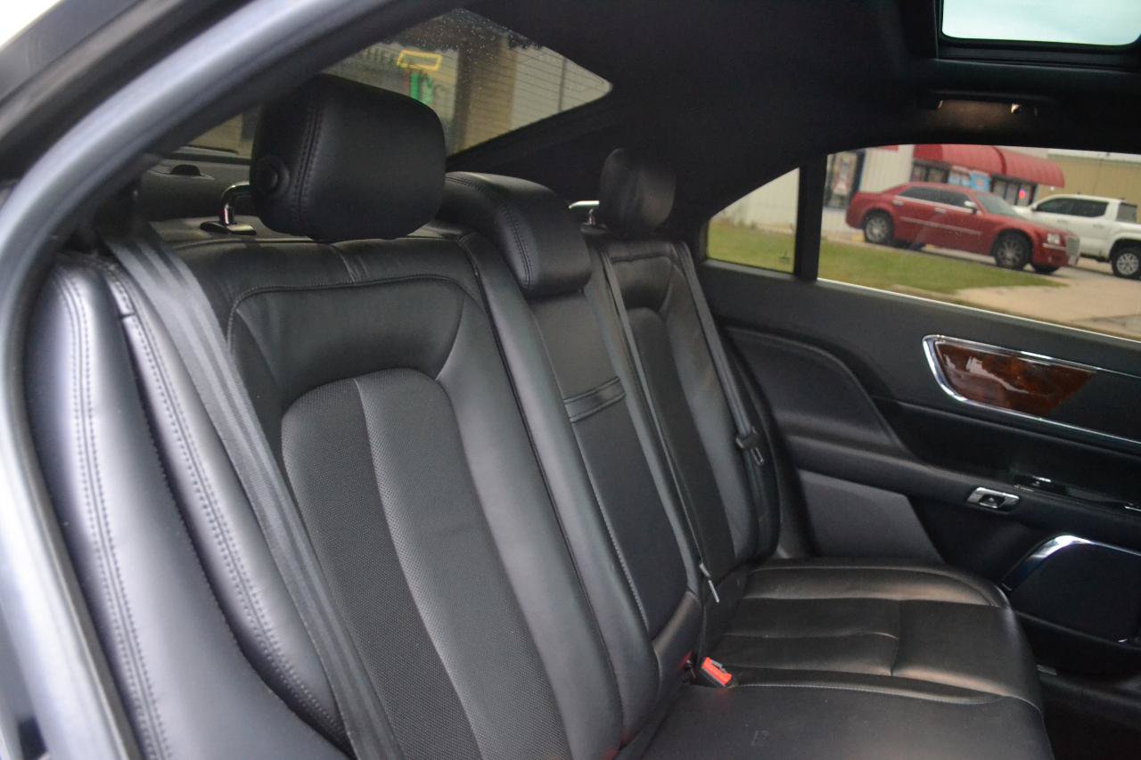 Used 2017 Lincoln Continental Reserve w/ Climate Package AWD/4WD image 35