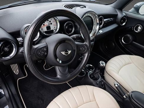 Used 2012 MINI Cooper S w/ Technology Pkg FWD image 5