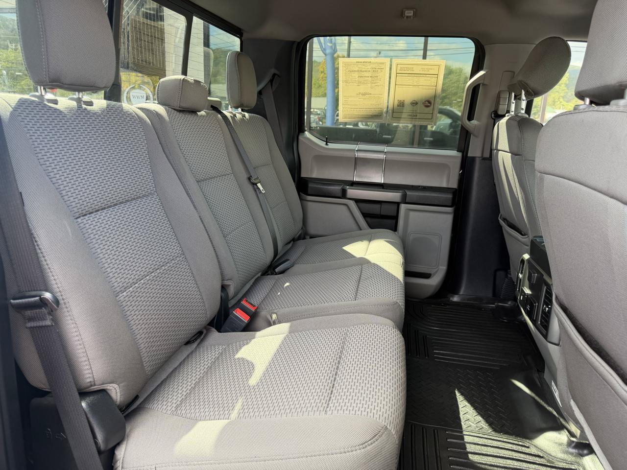 Used 2021 Ford F250 XLT w/ XLT Premium Package AWD/4WD image 19