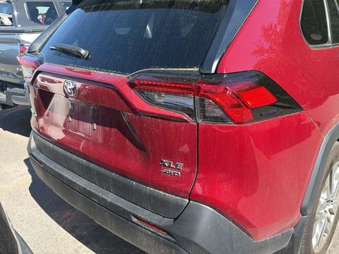Used 2023 Toyota RAV4 XLE Premium AWD/4WD image 8