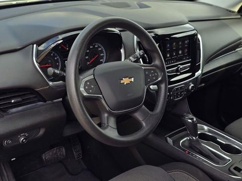 Used 2020 Chevrolet Traverse LS image 22