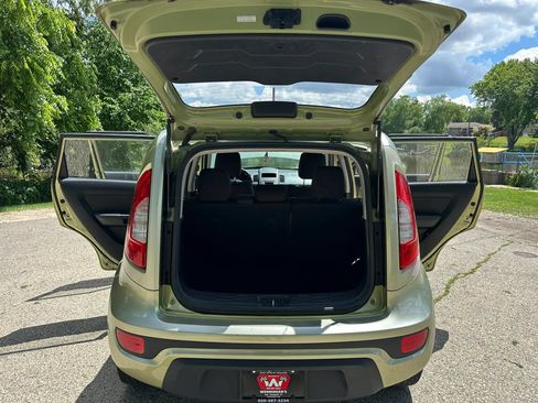 Used 2012 Kia Soul FWD image 13