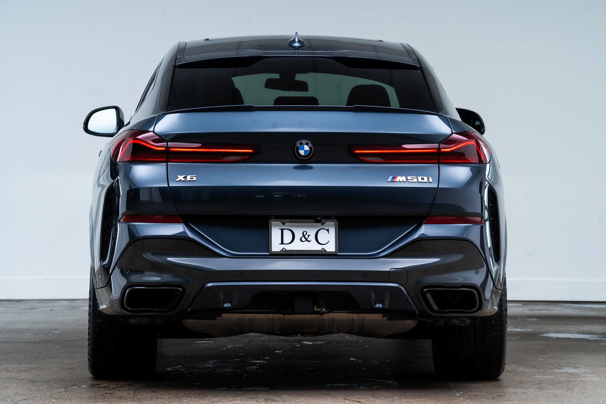 Used 2022 BMW X6 M50i AWD/4WD image 6