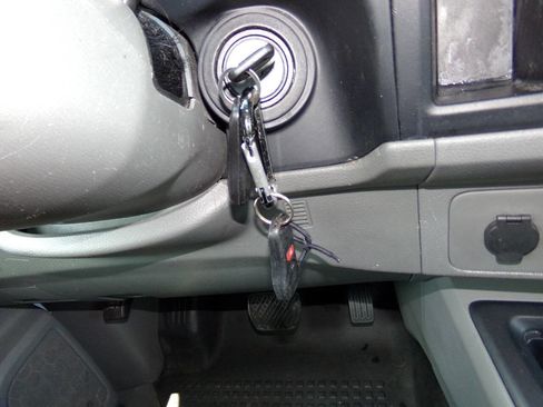 Used 2016 Nissan NV 2500 SL w/ Technology Package image 54