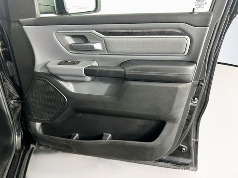 Used 2022 RAM 1500 Big Horn AWD/4WD image 32