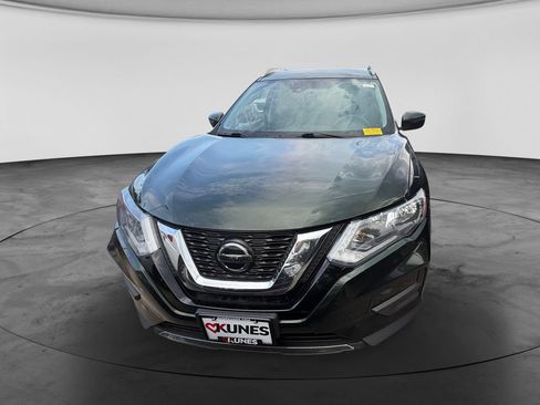 Used 2019 Nissan Rogue SV AWD/4WD image 3