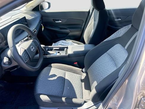 New 2026 Nissan Sentra SV w/ SV Convenience Package FWD image 16