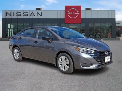 New 2025 Nissan Versa S w/ Trunk Package