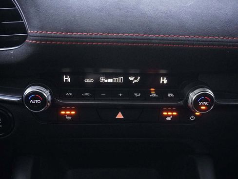 Used 2024 MAZDA MAZDA3 s image 50