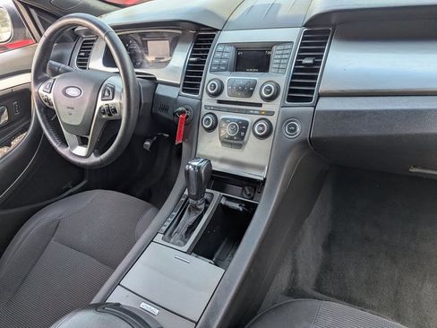 Used 2016 Ford Taurus SEL image 31