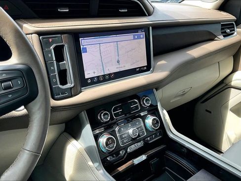 Used 2021 GMC Yukon Denali RWD image 15