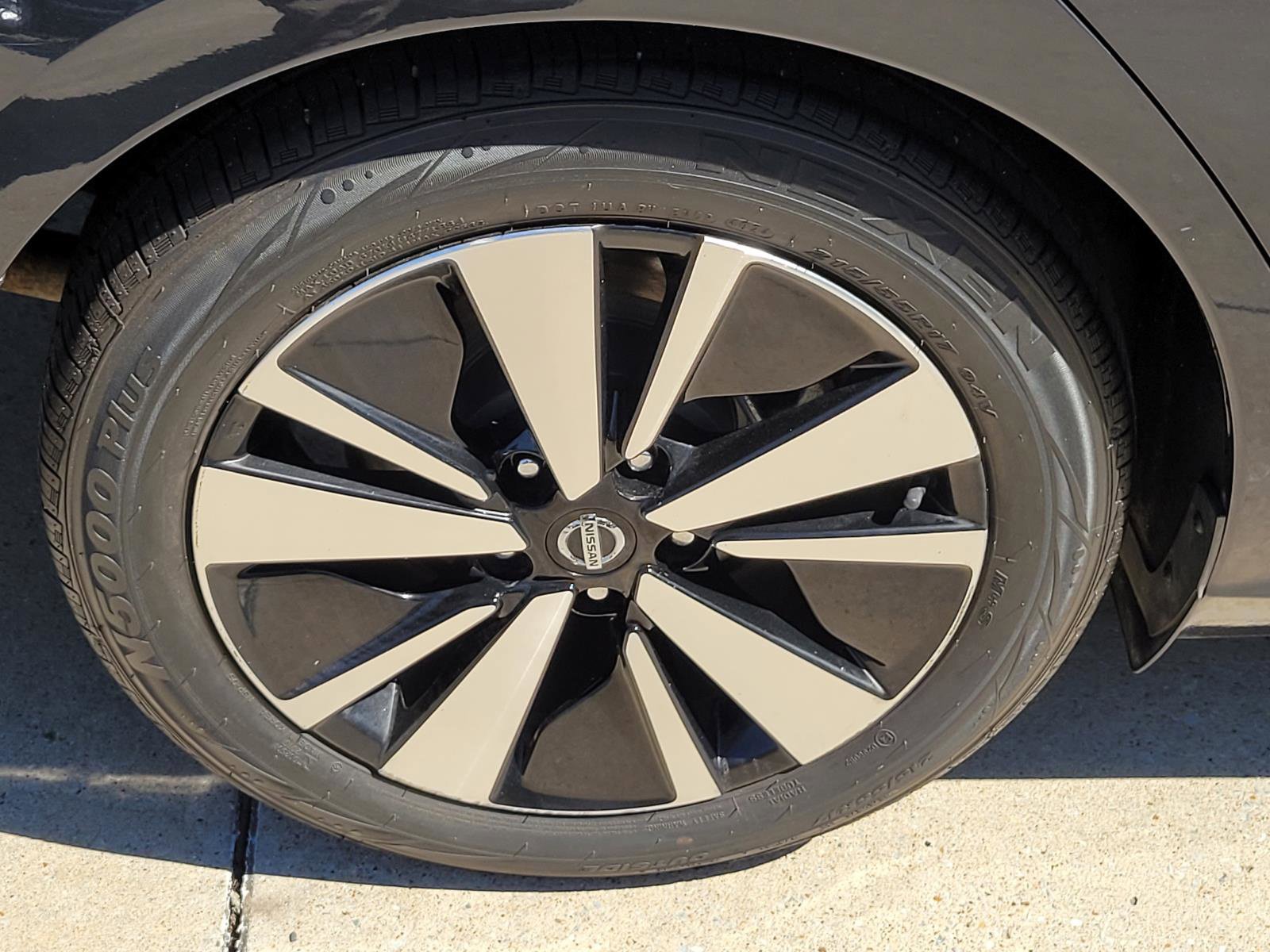 Used 2022 Nissan Altima 2.5 SV FWD image 6