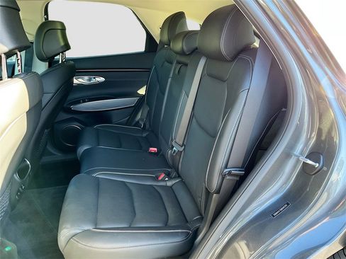 Used 2024 Genesis GV70 2.5T w/ Advanced Package image 22