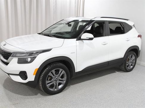 Used 2021 Kia Seltos S image 3