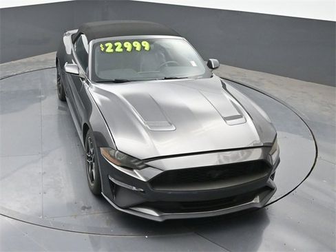 Used 2020 Ford Mustang Premium image 34