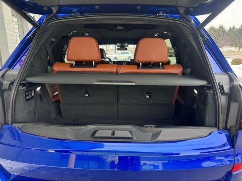 Used 2023 BMW X7 M60i w/ Executive Package image 42