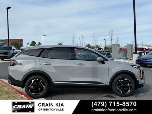 New 2026 Kia Sportage S image 9